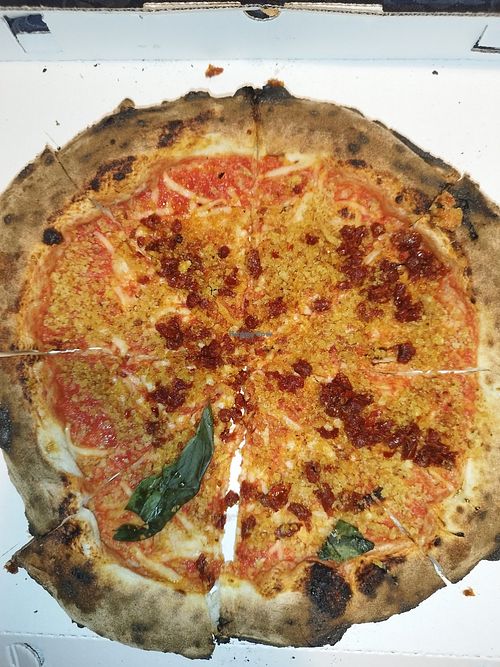 p at Vulcanica Pizzeria in Acireale