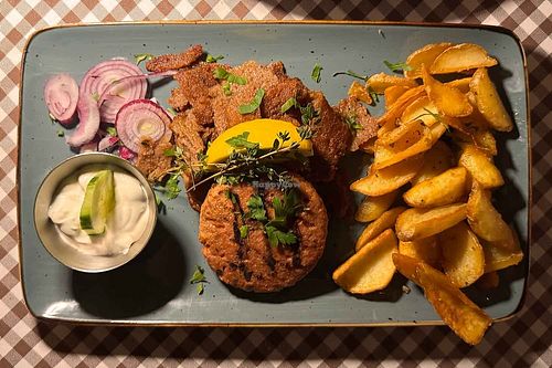 Mixed grill at Taverna Athene in Berlin