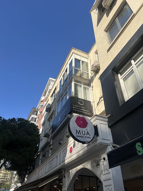   at Mua - Şaşkınbakkal in Istanbul