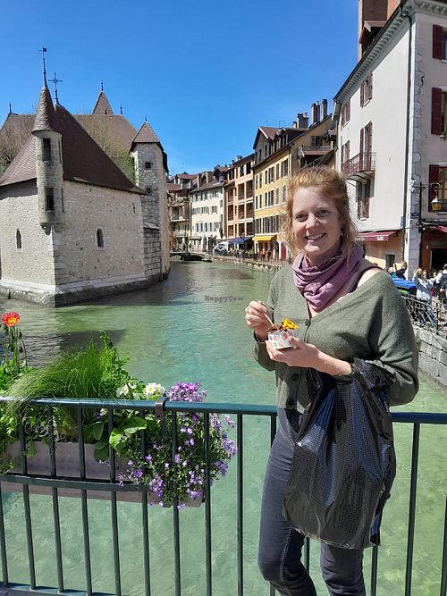 Mango and choc sorbet at Le Diamant - Nouveau Glacier Annecy in Annecy