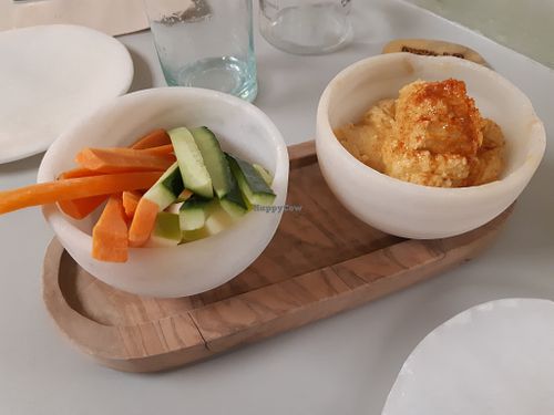 Hummus at Begin - Pascual i Genís in Valencia