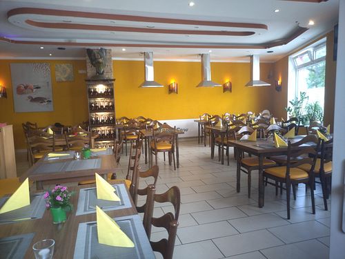  at Goldene Ente & DaDa Lieferservice in Koblenz