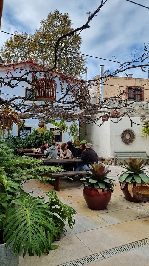  at Flores do Cabo in Colares