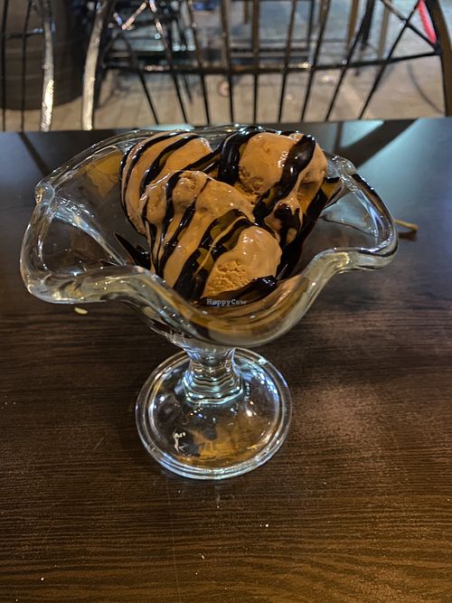 Peanut chocolate ice cream 😋😋😋😋  at La Puerta Alta in Ayamonte