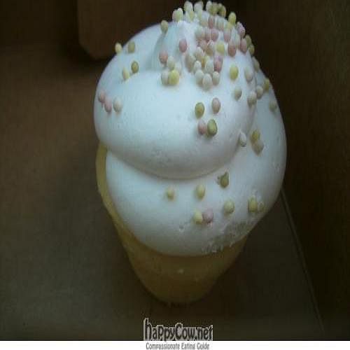 Vegan mini cupcake at Whole Foods Market in Sacramento