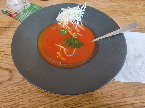 V-Tomatensuppe at Pizza Marko in Hainburg
