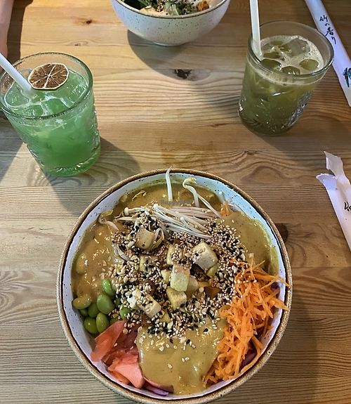 Build your own (1 protein + 5 vegetables + 1 sauce + 1 crunchy + additional toppings) poké bowl & ono mocktails  at Ono Poke Bowl & Bar - Pest in Budapest