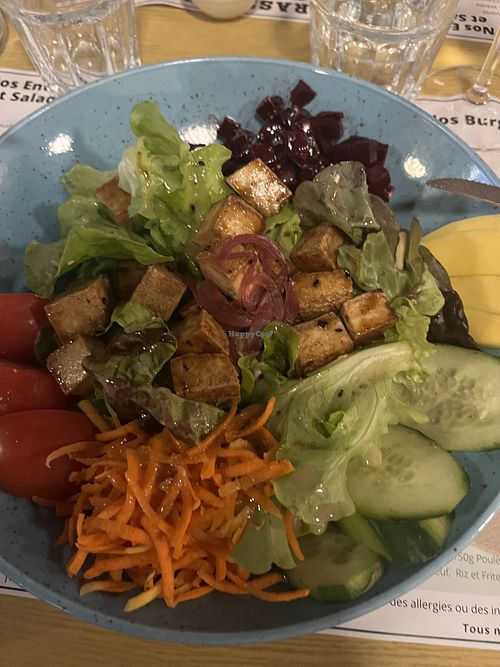 Insalata con tofu  at Brasserie du Commerce in Fribourg