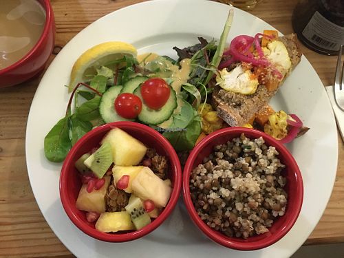 Brunch plate : rainbow tartine, quinoa and lentil, fruit with soy yoghurt and granola at Le Pain Quotidien - St. Honore in Paris