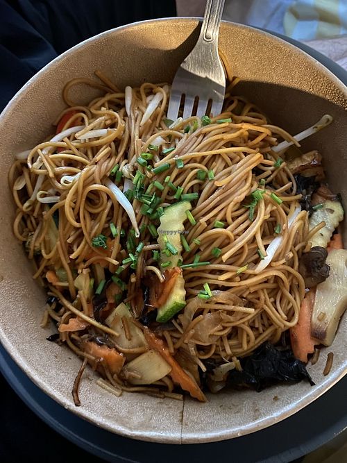 Noodles with tofu at Pattaya in Le Havre