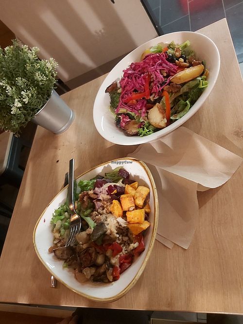  at VIE - Dean & David - T3 in Schwechat