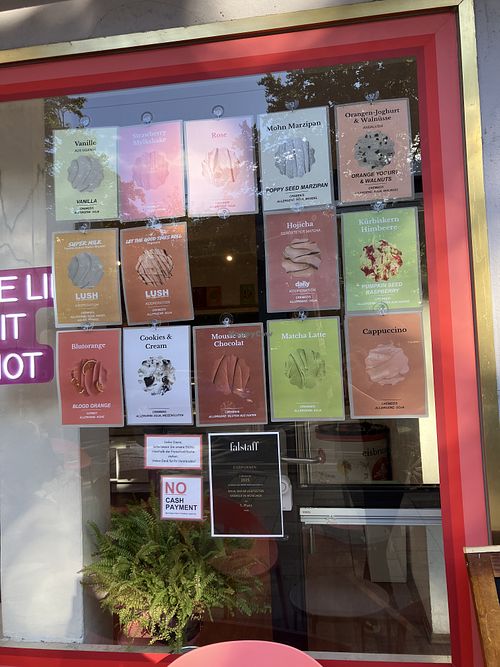   at Eisbrunnen - Vegan Ice Cream in Munich