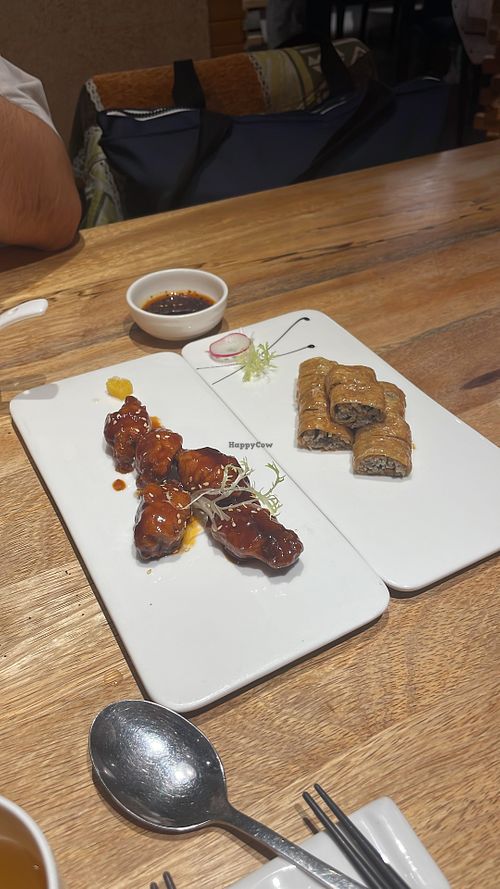 Faux spare ribs and tofu stuffed filo  at Zǎozǐ Shù - Vegetarian Life Style - JiangNing in Shanghai