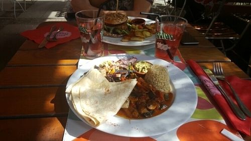 vegan plat du jour and sirop du fraise at Bistrot and Chocolat in Strasbourg