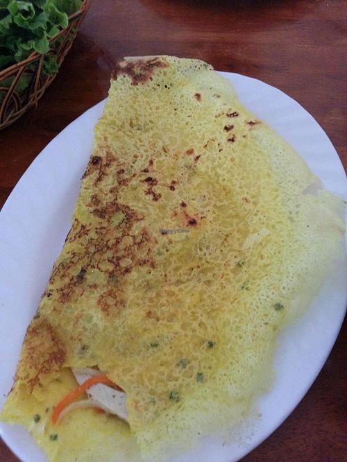 Vietnamese crispy pancake at Tiem Com Chay Phap Hoa in Can Tho