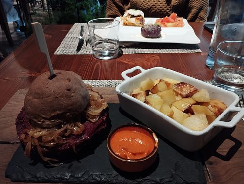 Purple burger-made from quinoa  at Al Pum Rus in Trecate