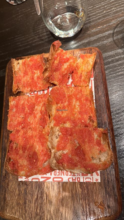 Pan de cristal con tomate  at Jaleo in Las Vegas