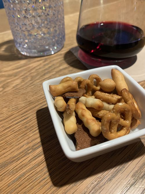 Gardettos   at LAX - Alaska Airlines Lounge - T6 in Los Angeles
