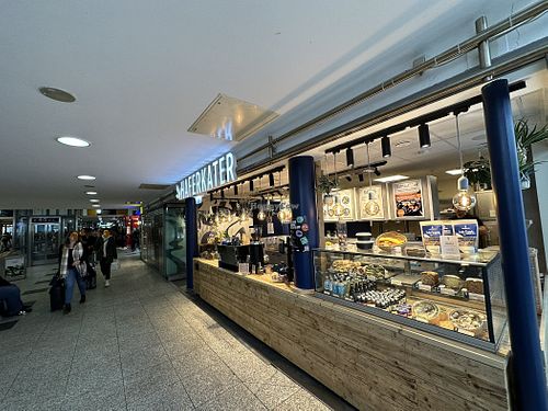 store front inside main train station  at Haferkater - Bf Göttingen in Gottingen