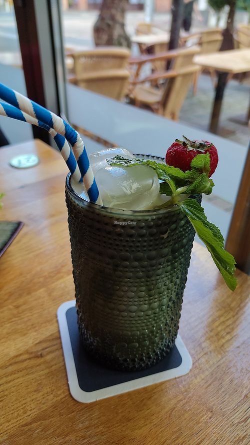 Matcha Latte mit Hafermilch at Huong Sen - Fine Sushi & Viet Cuisine in Dortmund