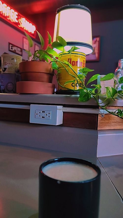 Chai & café at Sullivan Taylor Coffee House in Macomb