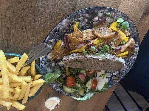 Vegan kebab  at Brasserie 't Hert va Woabich in Landgraaf