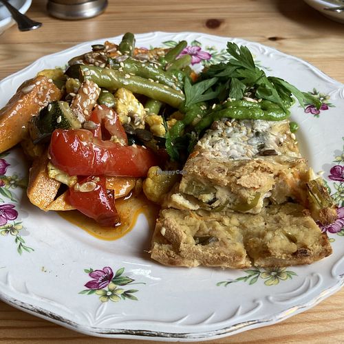 Mixed greens + cream cheese quiche + mushroom  at Café Lief  in Haarlem