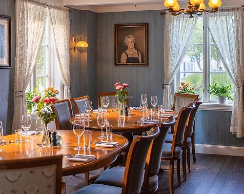 Seated dining at Restaurant Ellen in Mosjoen