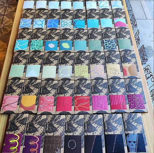 Totes les xocolates de més del 54% son veganes at El Cacau in Olot