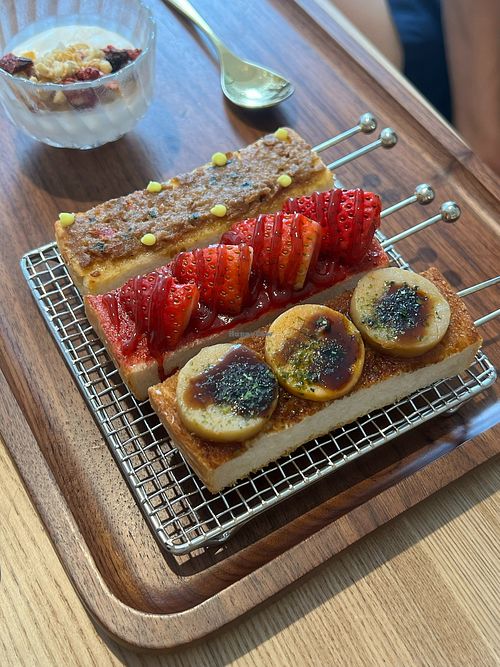  at Blivin Bakery 植物系生吐司專門店 in Taipei