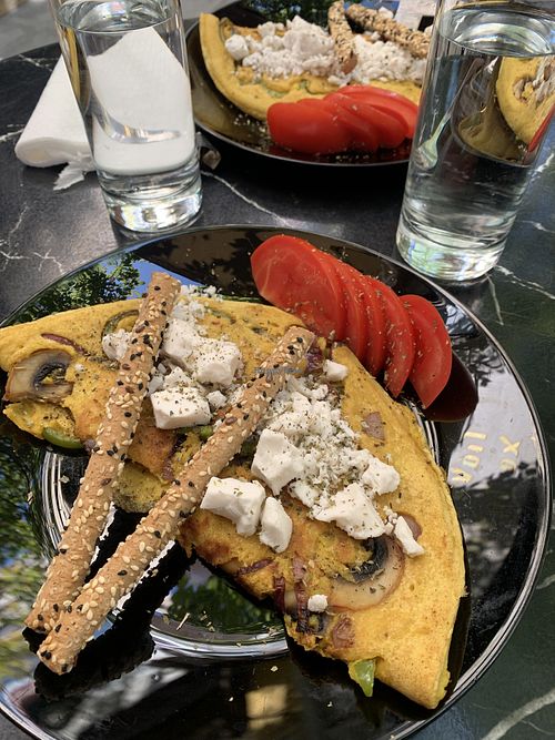 Image of Early Bites