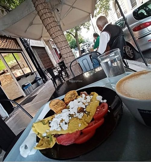  at Early Bites in Athens