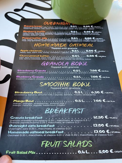  at Refresh Juice Bar in Dubrovnik