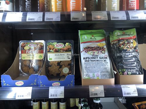 Seitan und Falafel / seitan and falafel  at Vinaturis Northeim GmbH in Northeim