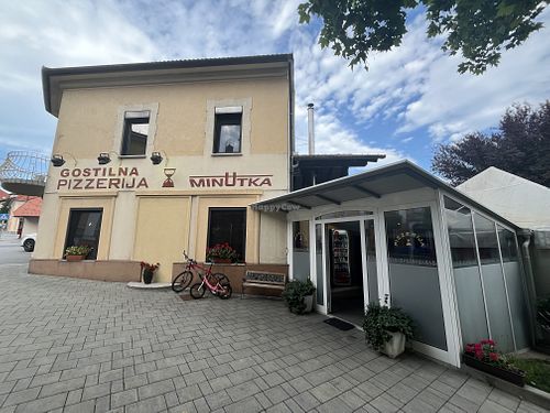 Entrance (street view)  at Pizzerija Minutka in Postojna