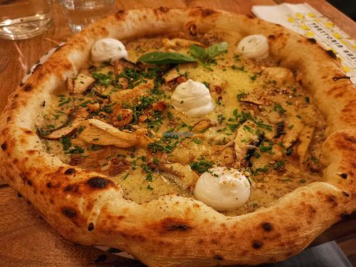 Truffle Jammin' Pizza at Basta in Stockholm