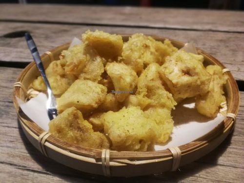 deep-fried tempura mushrooms at Starry X Sky Art Vegan Village - 星空X藝素村 in New Taipei City