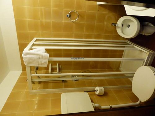 Bad im Zimmer Ora at La Casota in Nago-torbole