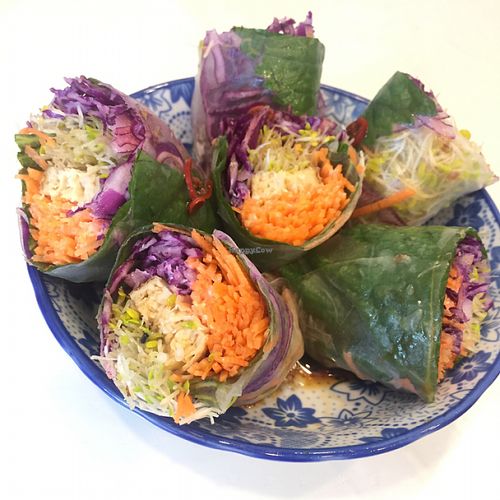 Rice paper rolls at Veggie Mama in Kowloon