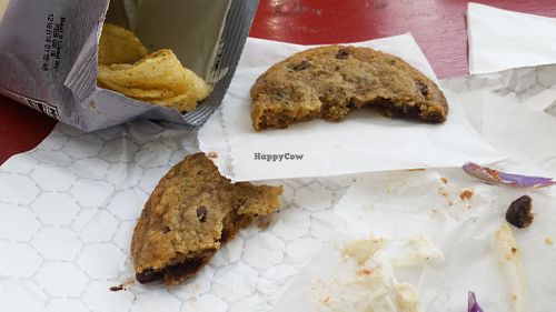 Visited on Oct 9th, 2018 

WOW, we used Happy Cow to find a nearby Vegan place for my frined to try his first Veg Food

We found Buds, drove over, parked right in front, ordered and then experienced one of the best sandwiches I've had in years

I can't wait to visit again

Salt Lake City is a cool place to visit, and Buds is a GREAT place to eat. do yourself a favor, get one to eat there, and plan to take a second one home

#ThatBread 

 at Buds in Salt Lake City