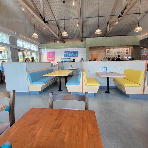  at Amy's Drive Thru in Thousand Oaks