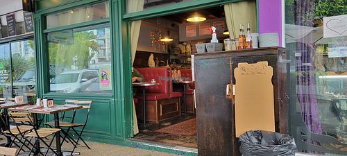 Cute venue at Franc Jr's Famous Pizzeria in Coolangatta