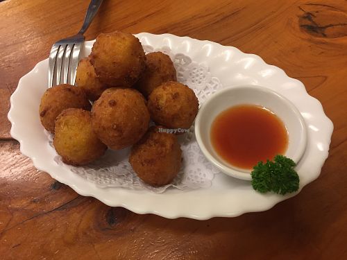  veggie balls at Aunty Mena's in Wellington