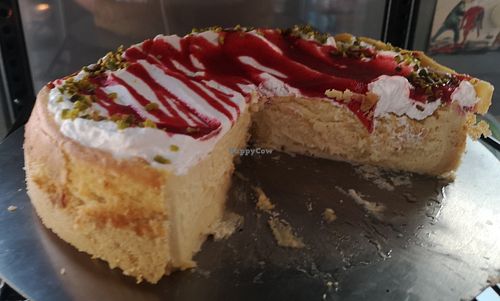 Strawberry cheesecake at Savory in Frankfurt