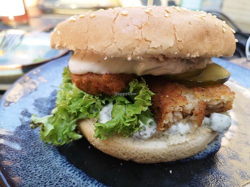 New and improved "Meeresburger" 🐳 at Savory in Frankfurt