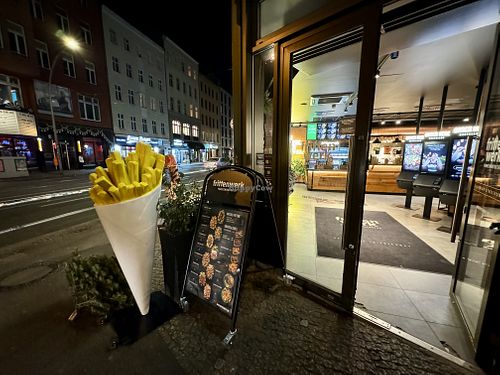 entrance #Veganuary at Frittenwerk - Brunnenstraße in Berlin