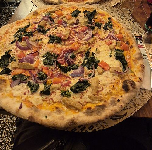 Vegan Forza- soy protein "chicken", spinach, artichoke, peppers, onion, vegan cheese at L'Osteria in Prague