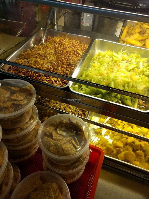 Choice at Hong Yi Vegetarian 弘一斋 in Central Singapore