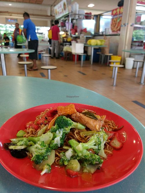 Stall at Hong Yi Vegetarian 弘一斋 in Central Singapore