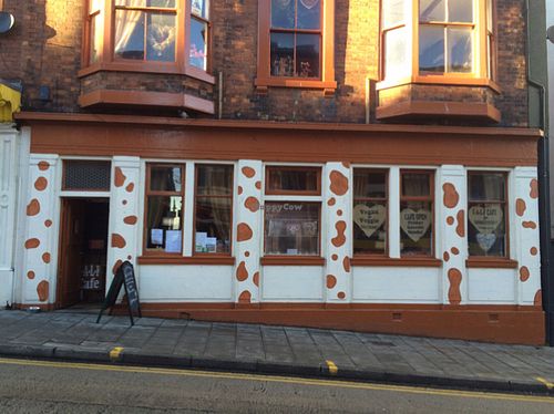 CALF 2015 at Duke Bullock's Vegan Cafe in Scarborough